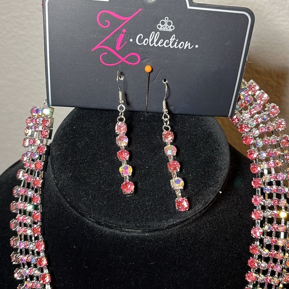 Paparazzi Zi Collection Necklace and Earring set. Brand new/never worn. - Picture 2 of 3